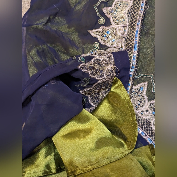 Wrap Around Skirt - Picture 6 of 7